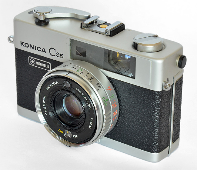 Favourite Cameras: Konica C35 Automatic - Film AdvanceFilm Advance