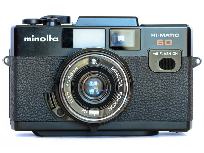 Favourite Cameras: Minolta Hi-Matic SD - Film AdvanceFilm Advance